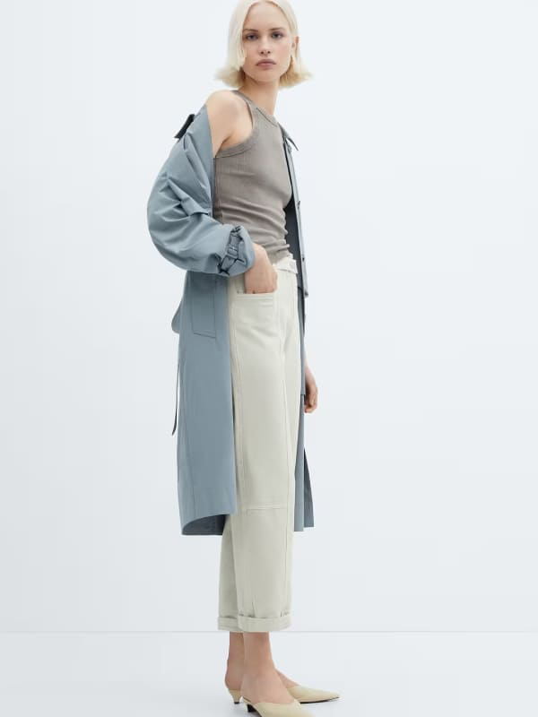 Abrigo largo con botones